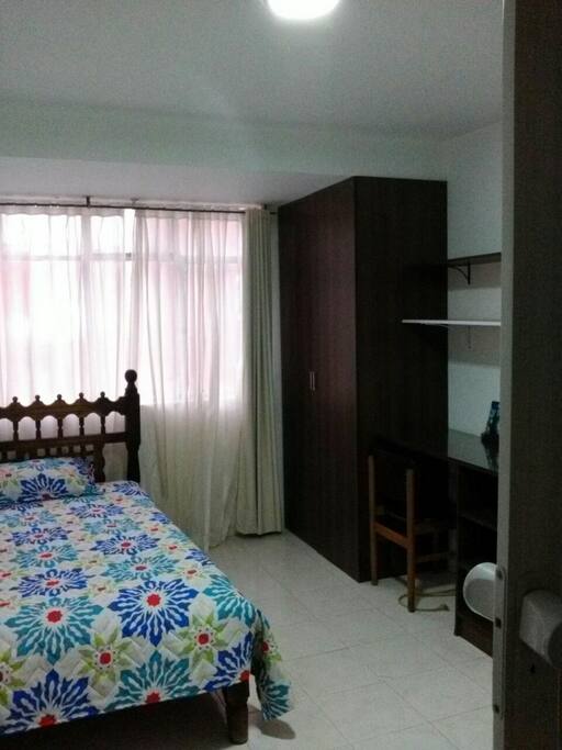 con bano privado