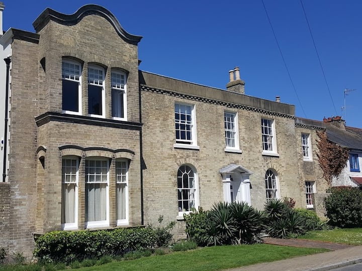 ShorehambySea Holiday Rentals & Homes England, United Kingdom Airbnb