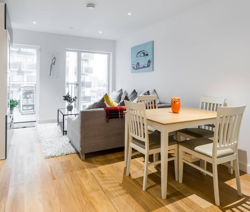 Dining Table Perfect for a Meal In