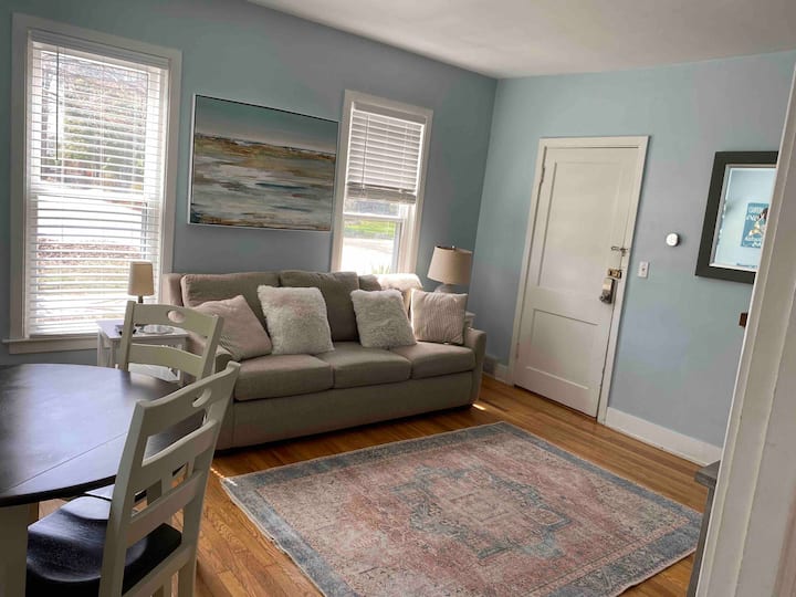 #1 Cozy 1-bdrm Suite  Downtown With Parking - Saugatuck, MI