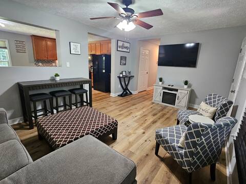 Cozy Mountain Cottage Perfect for Friends & Family
