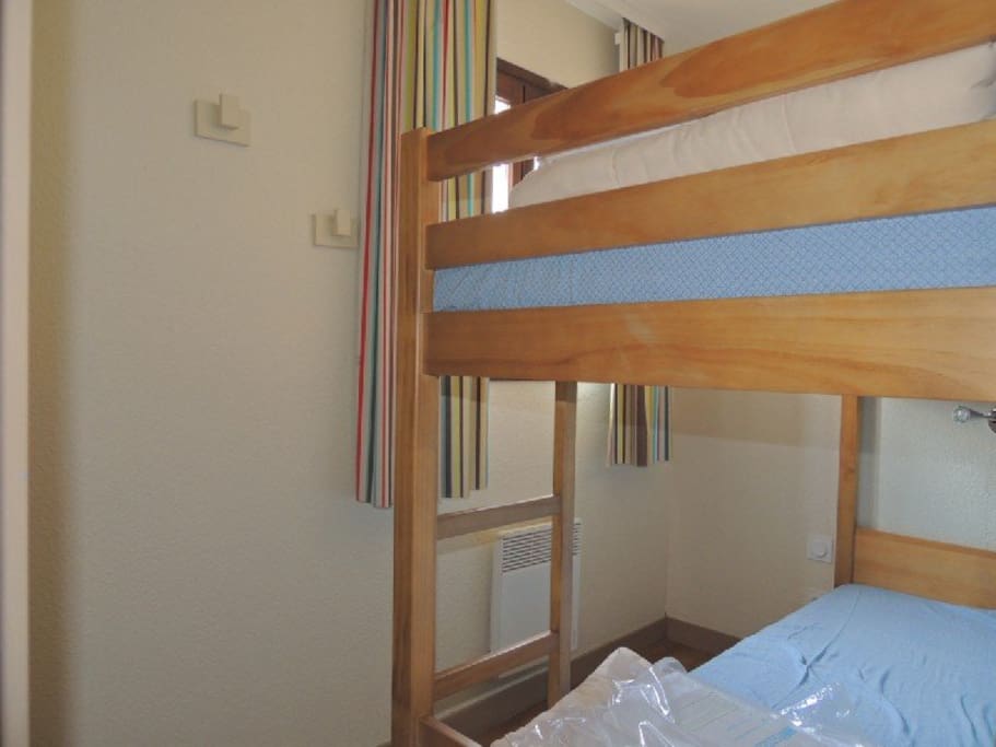 2 bedroom