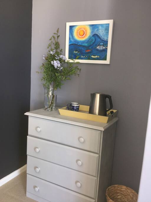 Coffee/tea station