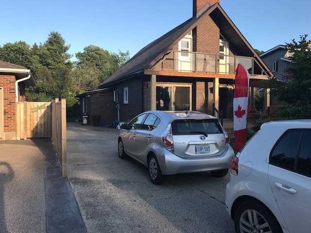 Southampton Lakeview Chalet