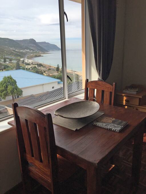 Work or eating space with a sea view