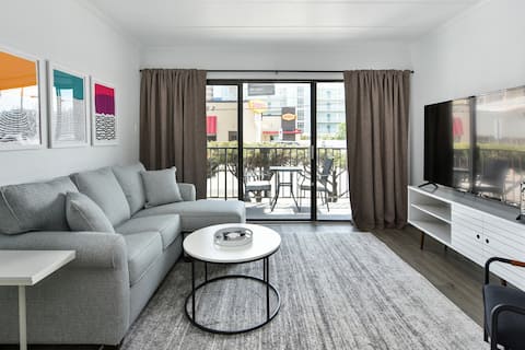 Popular Airbnb listing: Ocean Side 1BR / 1.5BA Renovated Modern Condo in Ocean City