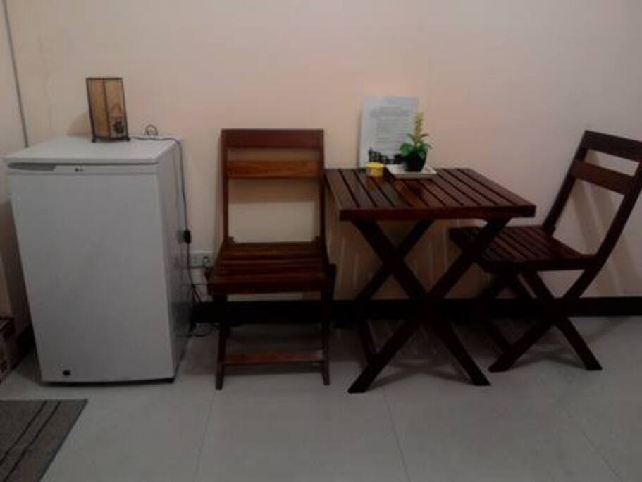 Coffee table with personalized refrigerator