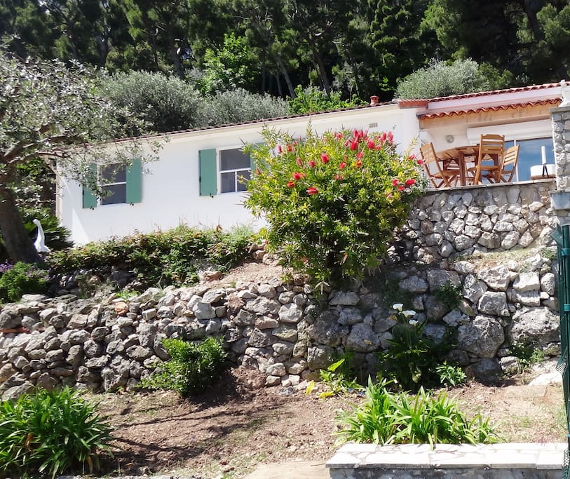 Maison Vue du bas du jardin