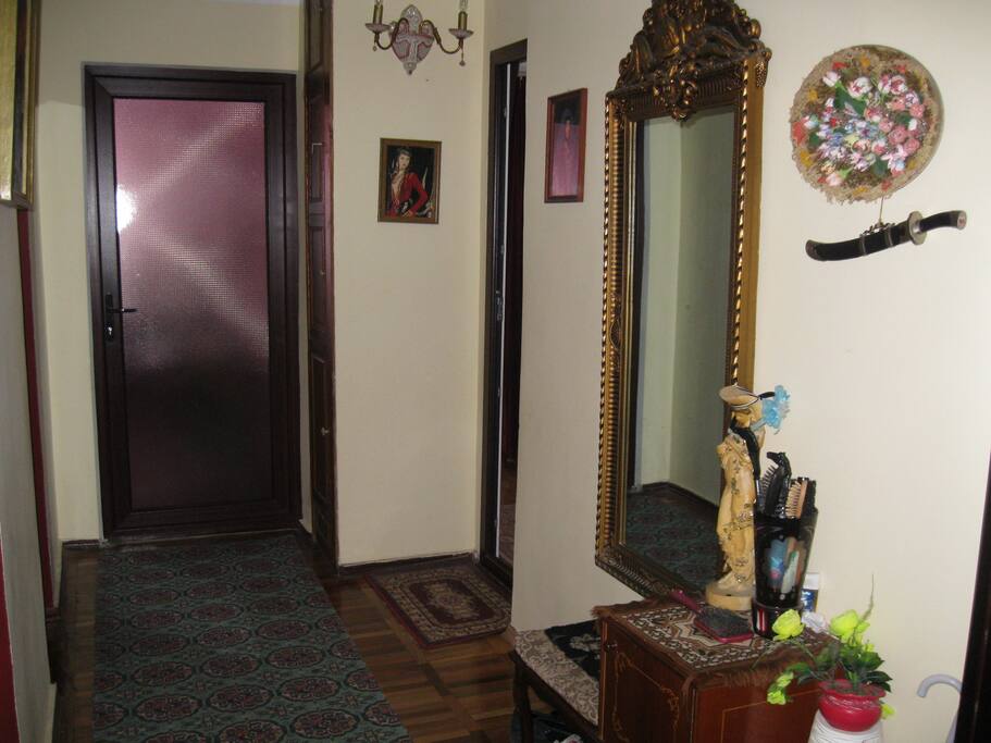 Прихожая
hallway