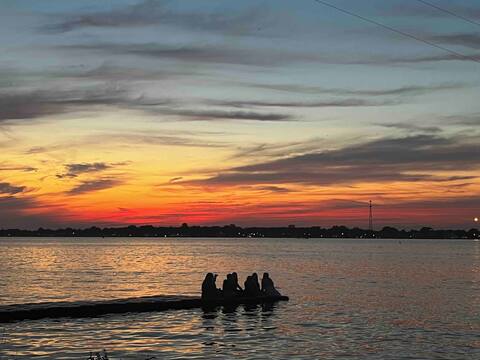 Your home away from home on Buckeye Lake!