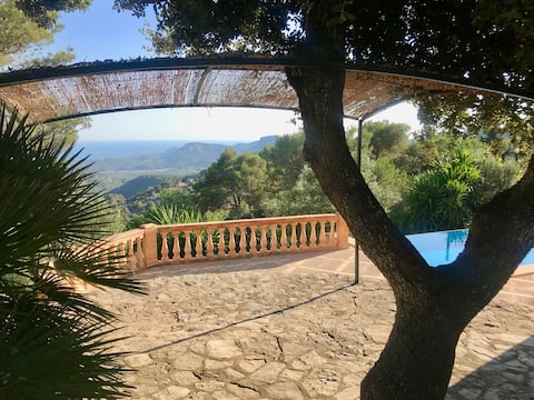 Lovely villa with stunning view in Galilea