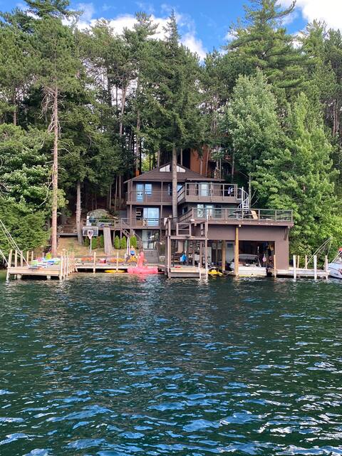Lake Winnipesaukee/9min to Gunstock Mtn. Alton Bay
