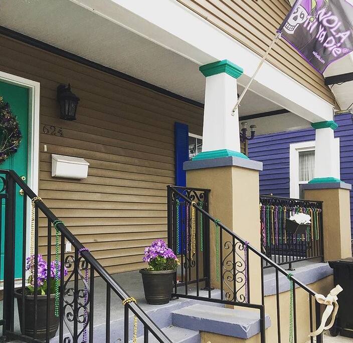 Large porch!