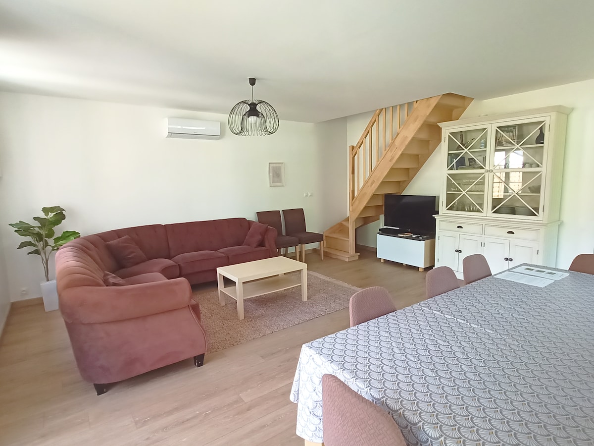 Successful Airbnb property: Cozy house between Bordeaux and the Bay in Salles