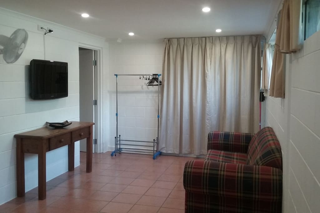 Lounge/TV