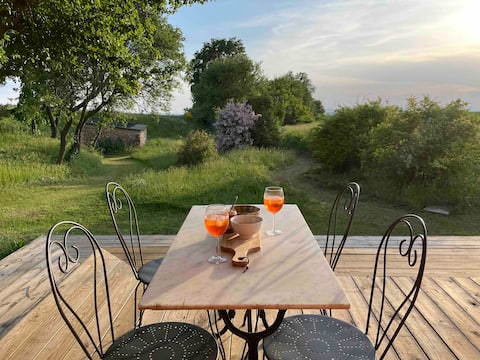 Panoramic Views – Quiet Provence Escape