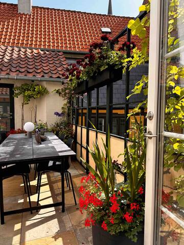 Centrum – Eksklusiv duplex with Roof top terrace gallery image 5