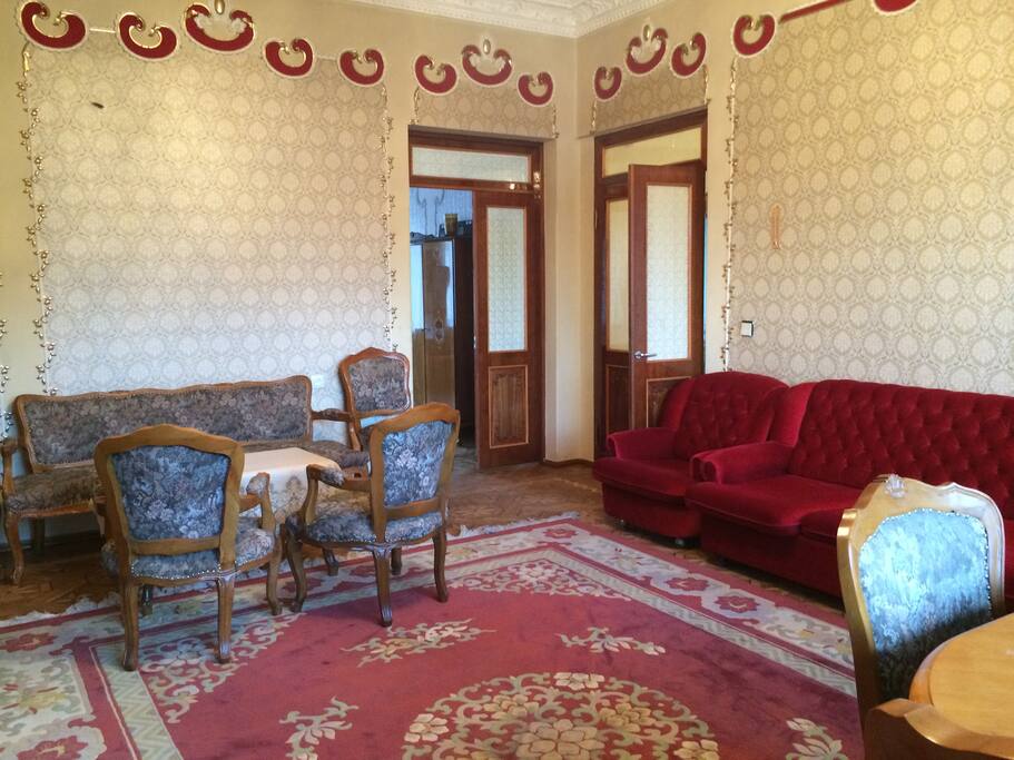 sitting area