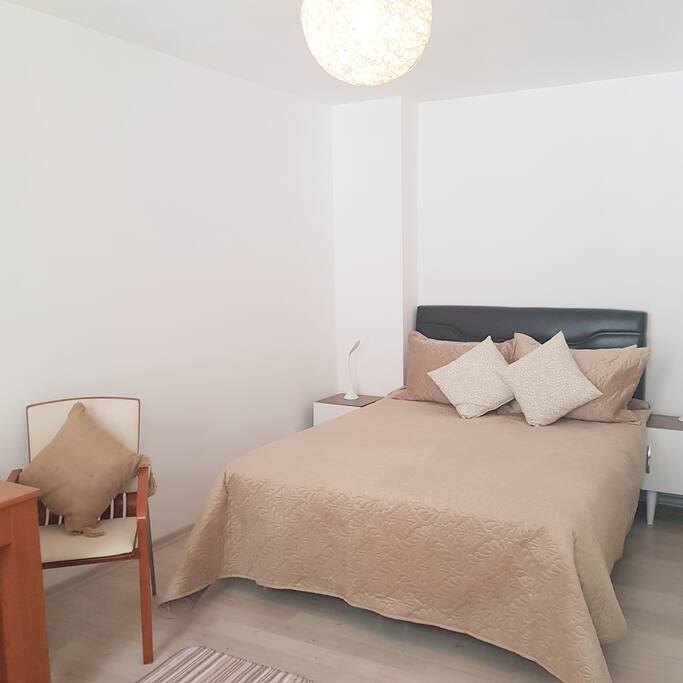 Double bed