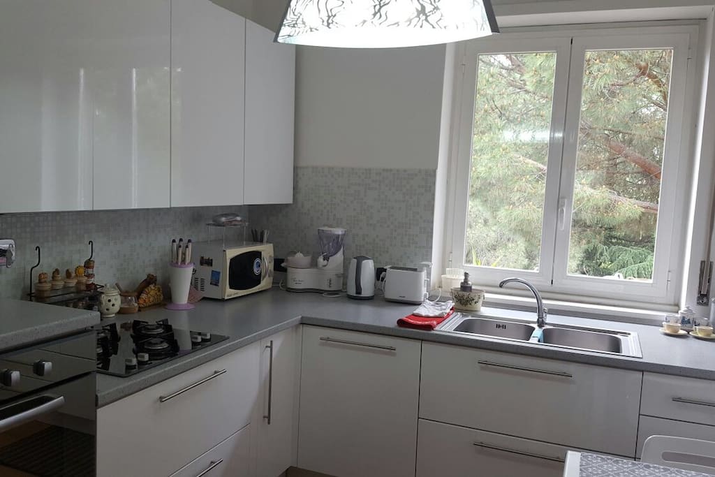 Cucina-kitchen