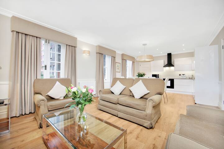 Luxury Garden Suite by Mansley gallery image 3