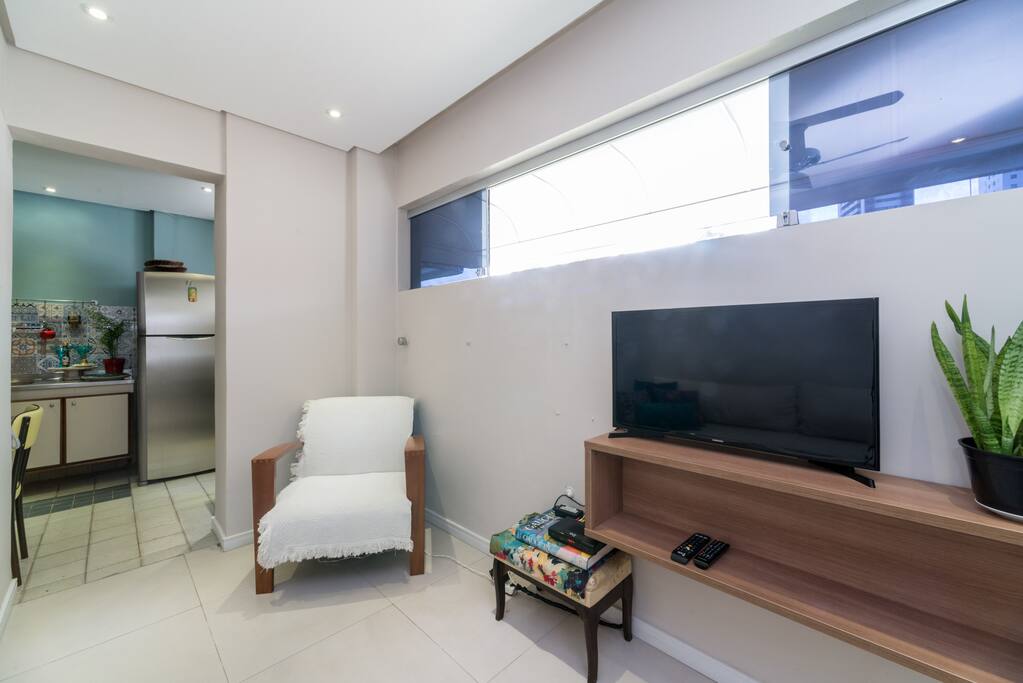 TV SMART 32 polegadas.
iluminação especial