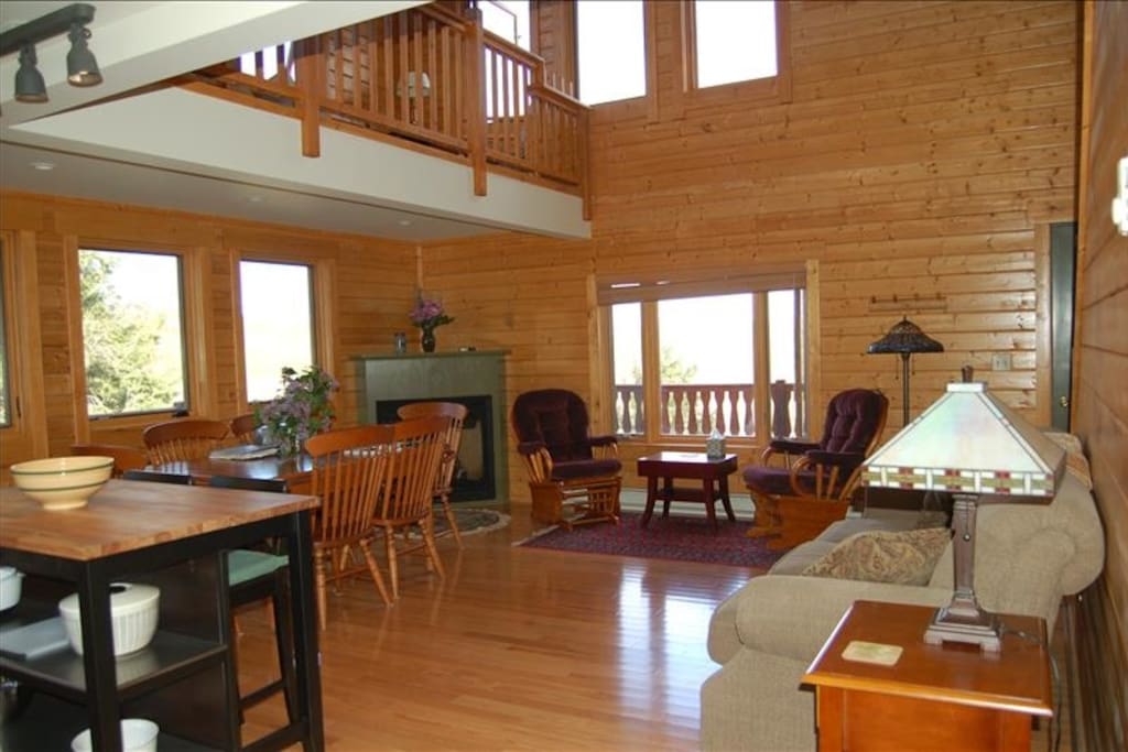 Stonewall Cabin Living Room