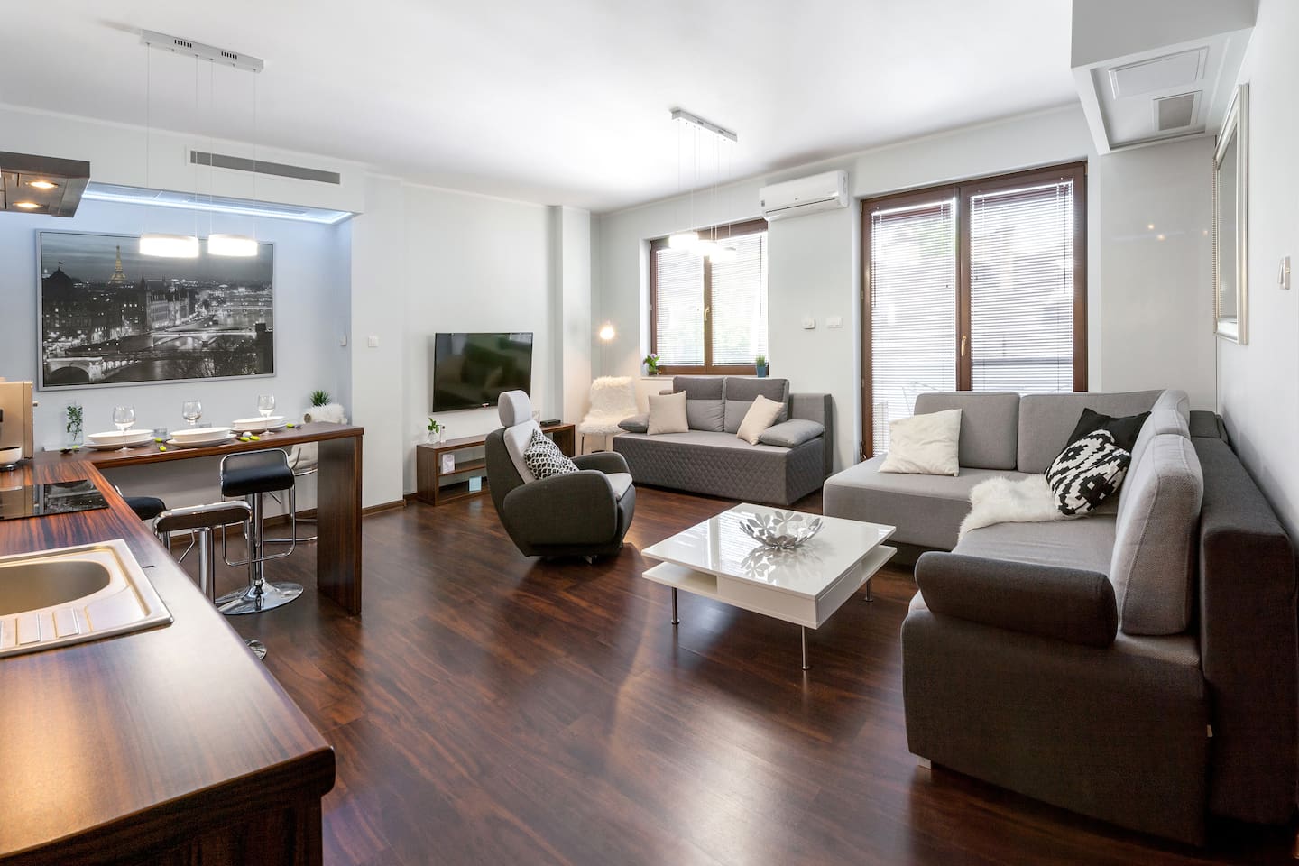krakow-budget-airbnb