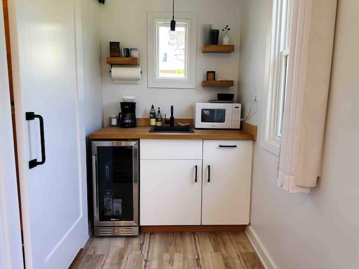 Nopo Garden Guesthouse, Dog-friendly + Private - Vancouver, WA
