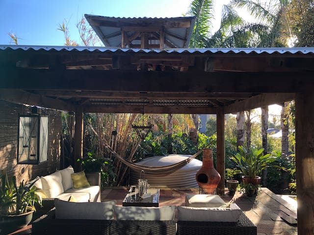 Paradise By The Bay – Oliver’s Hill – Ground Floor