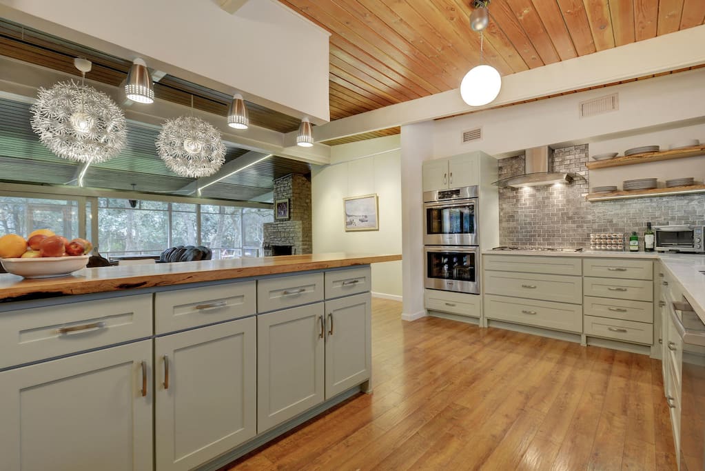 Open kitchen lets everyone mingle