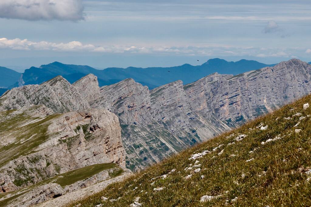 Chaine de la Moucherolle vue du grand Veymont : Les balades en partant de Villard...