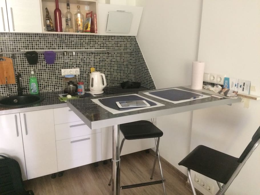 Kitchen with dining table