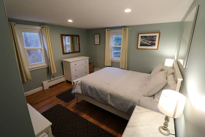 Spavaća soba 1, bračni krevet (160x200).