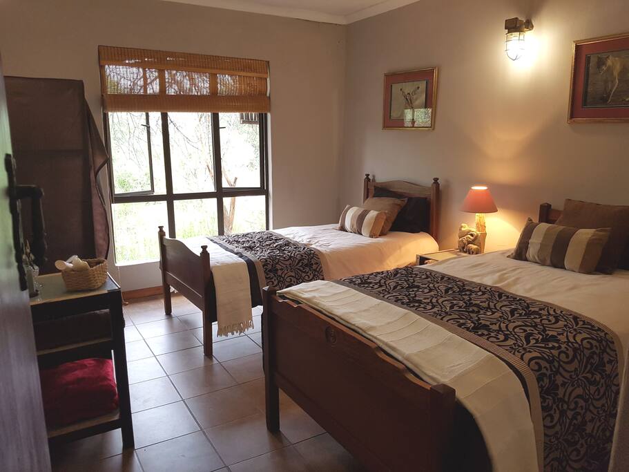 Second bedroom with 2 beds. 1 x single 1 x 3/4