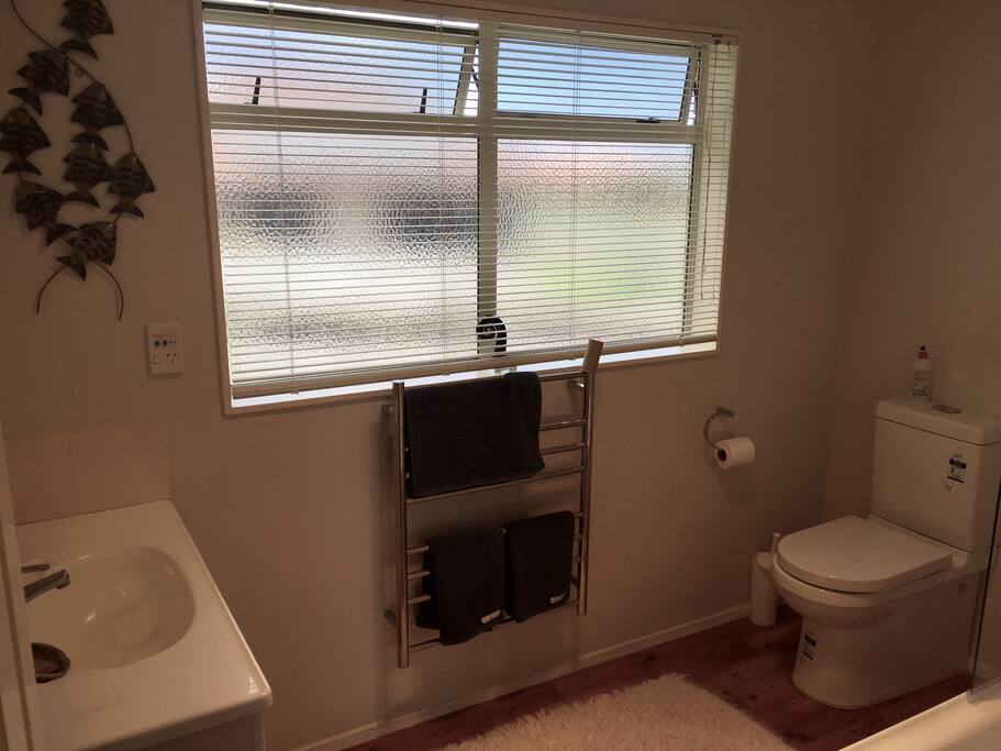 Full bathroom facilities