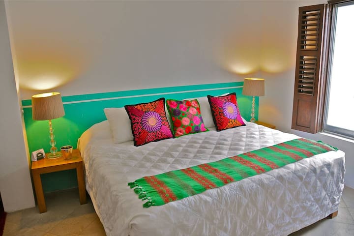 STUDIO ROMANTIC ZONE/MUERTOS BEACH Breakfast Incl.