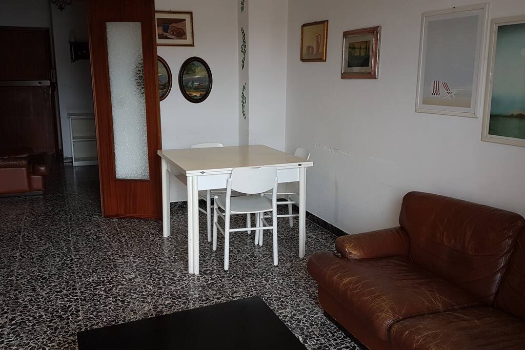 Soggiorno (foto 2)
