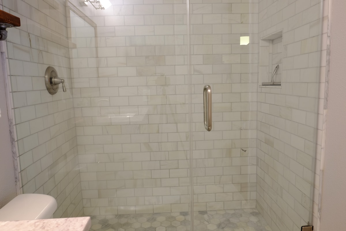 1B/1.5BA Condo by Lady Bird Lake/Boardwalk