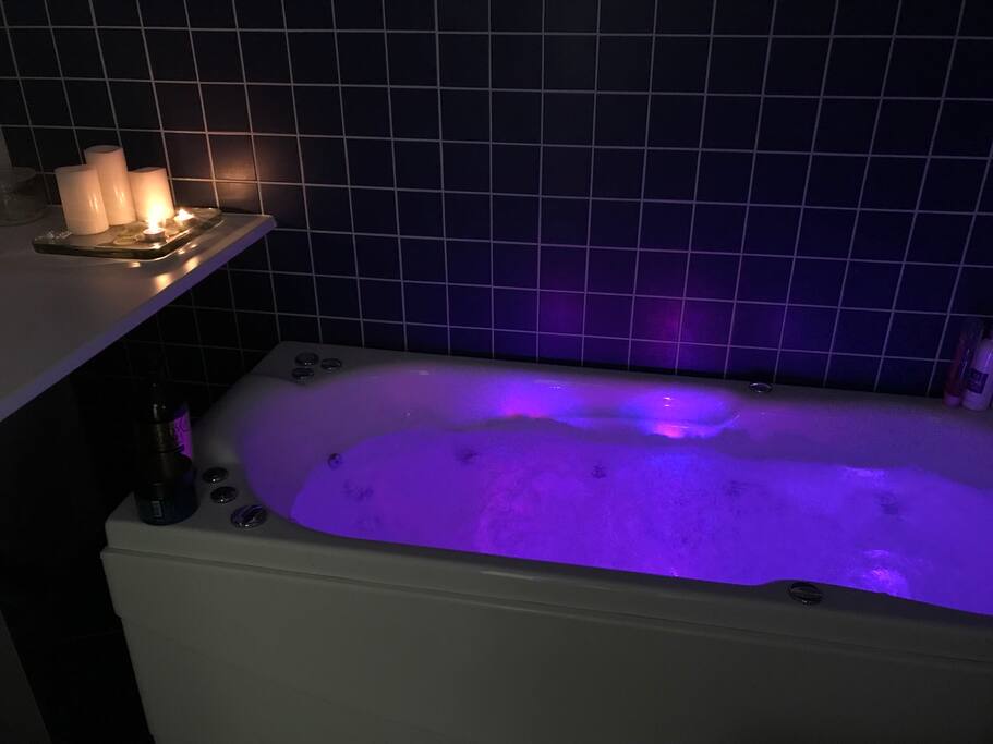 Jacuzzi