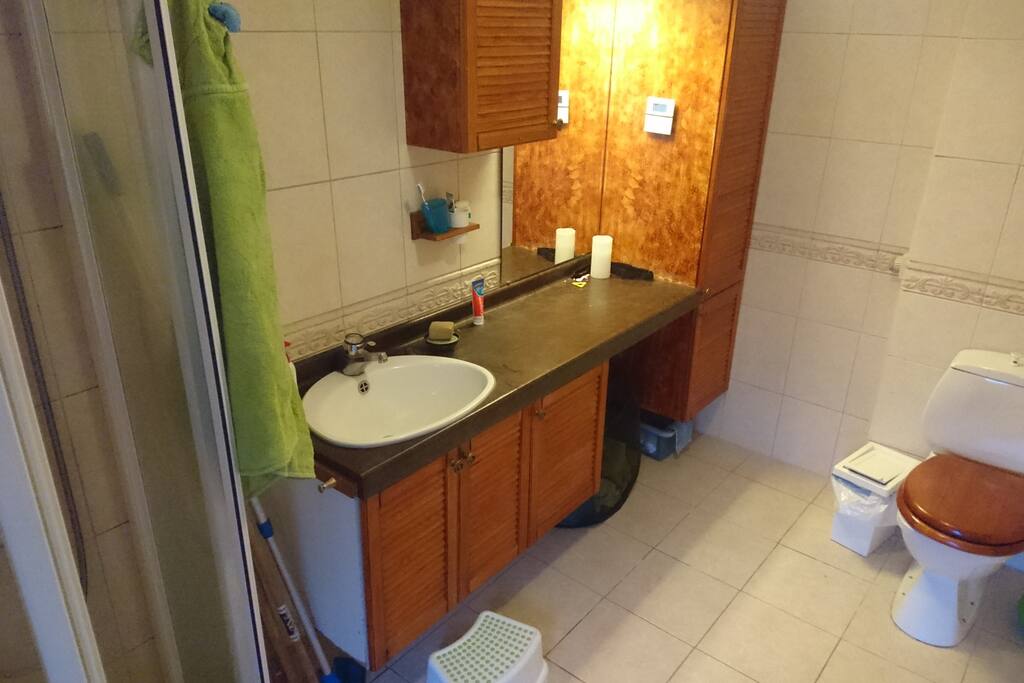 Bathroom second floor