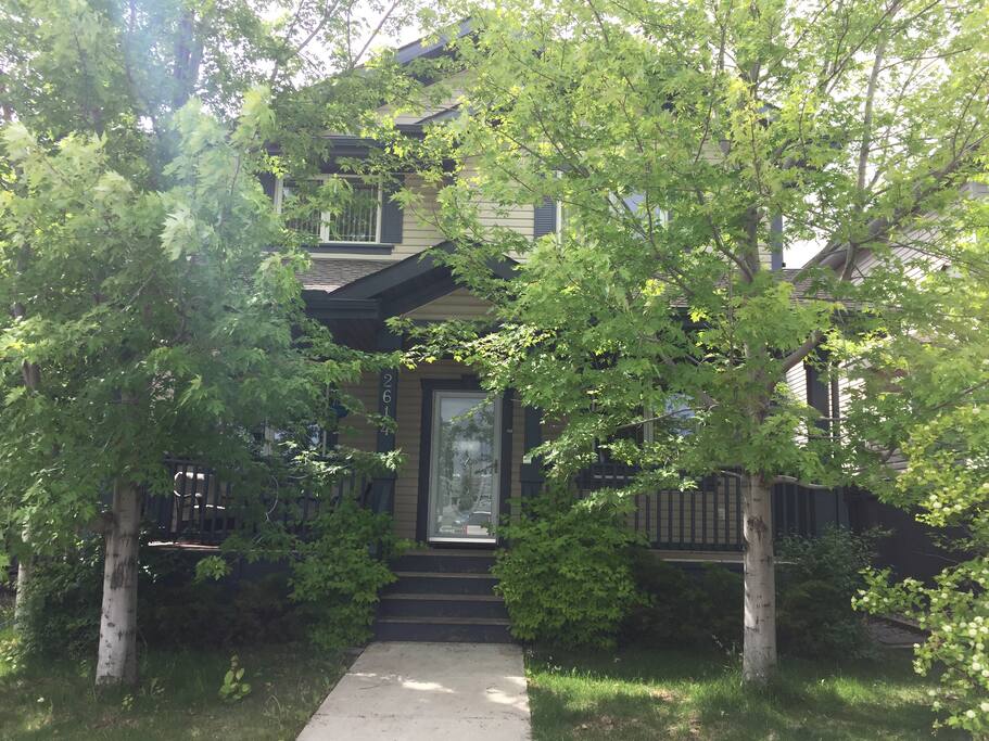 Canadian Maple Trees Welcome you into this Beautiful 5 bedroom home.