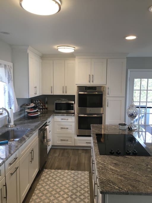 Main Kitchen with all the amenities