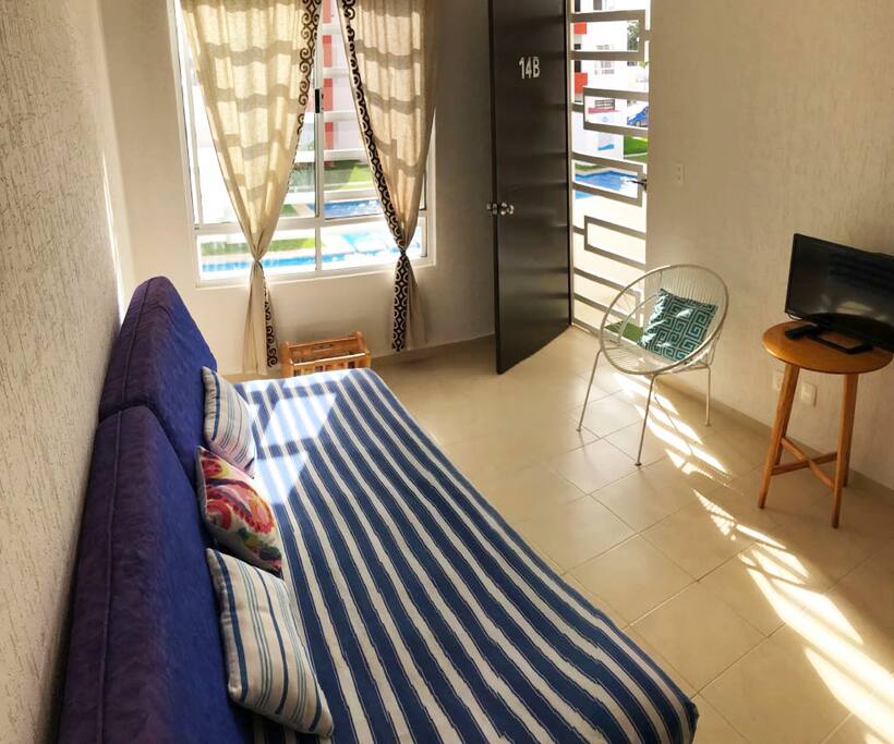 Caribeño y fresco / cozy and fresh living area