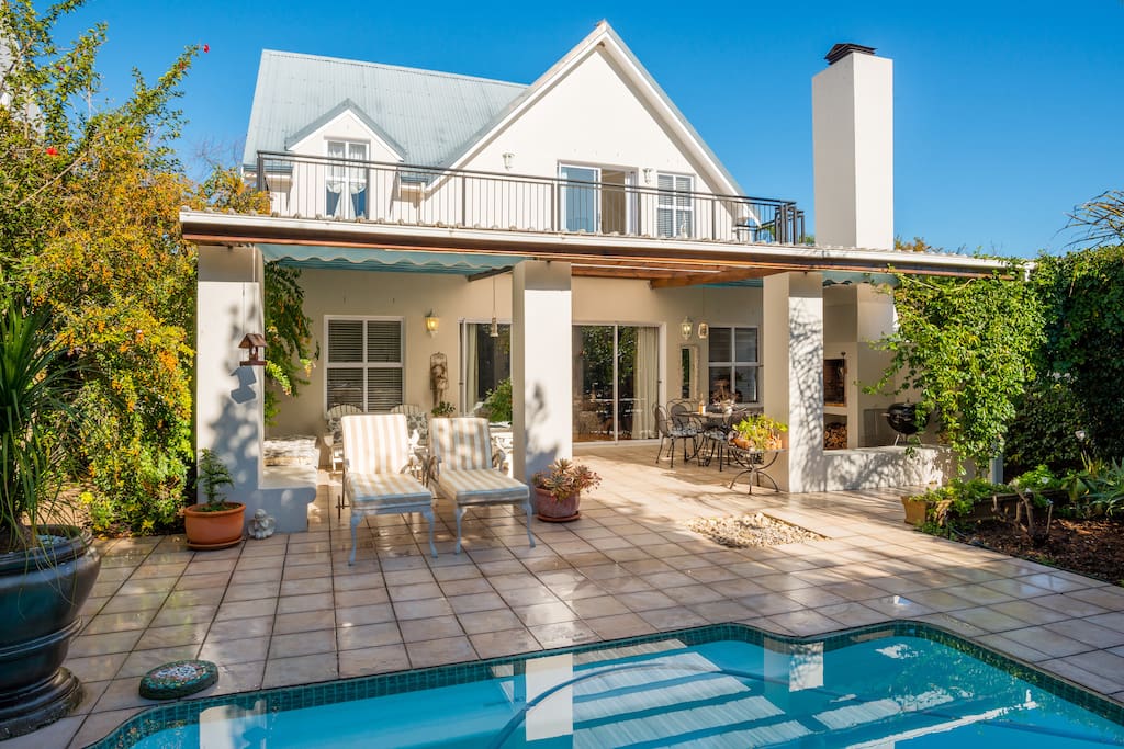 Great patio, braai and pool area