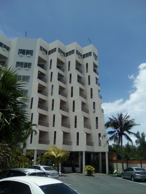 Apartment building
