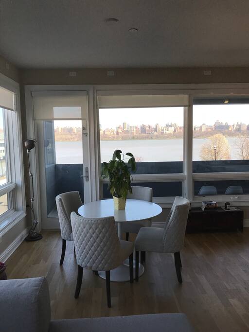 Dining area adjacent to terrace