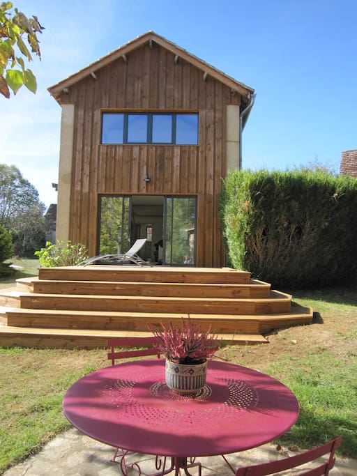 Terrasse avec vue piscine