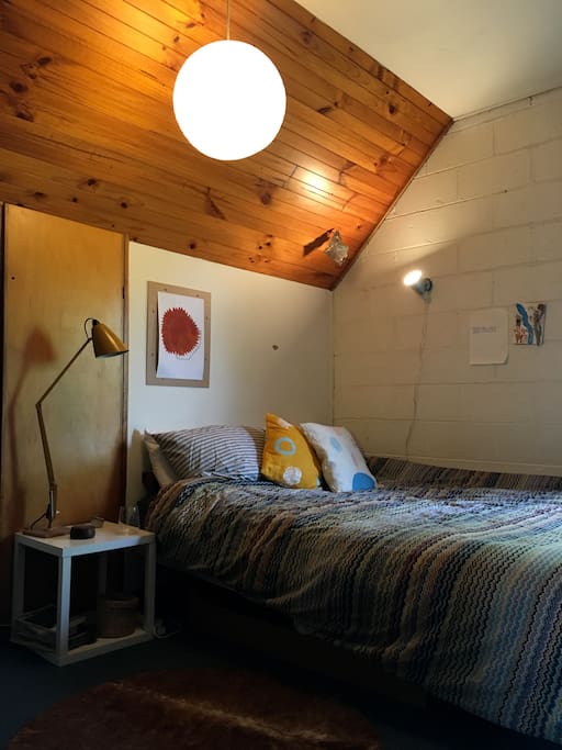 Lovely light bedroom