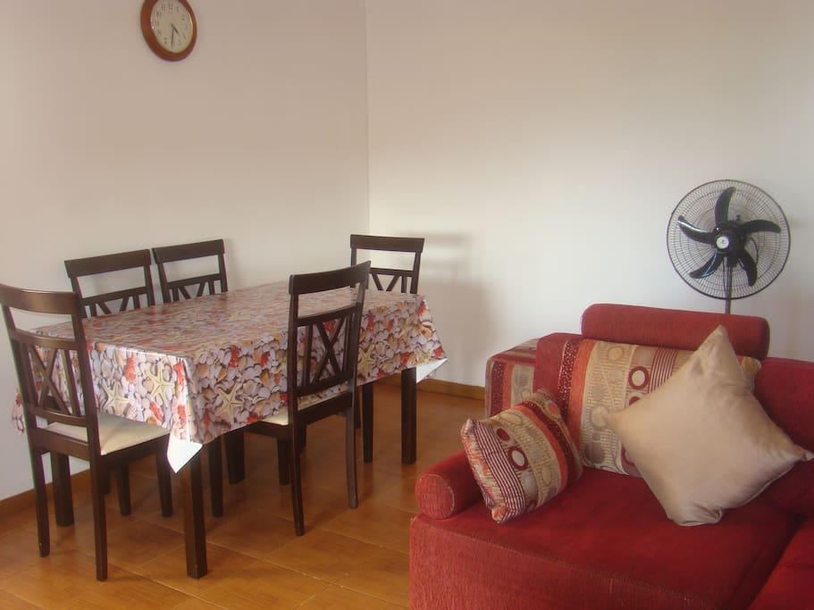 Living/dining room